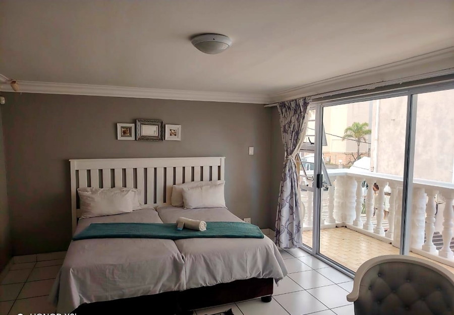  Bedroom Property for Sale in Quigney Eastern Cape